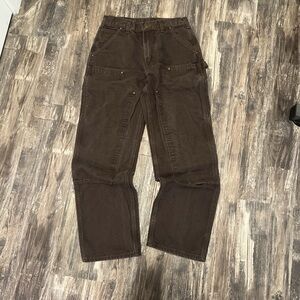 Baggy brown carhartt carpenter pants